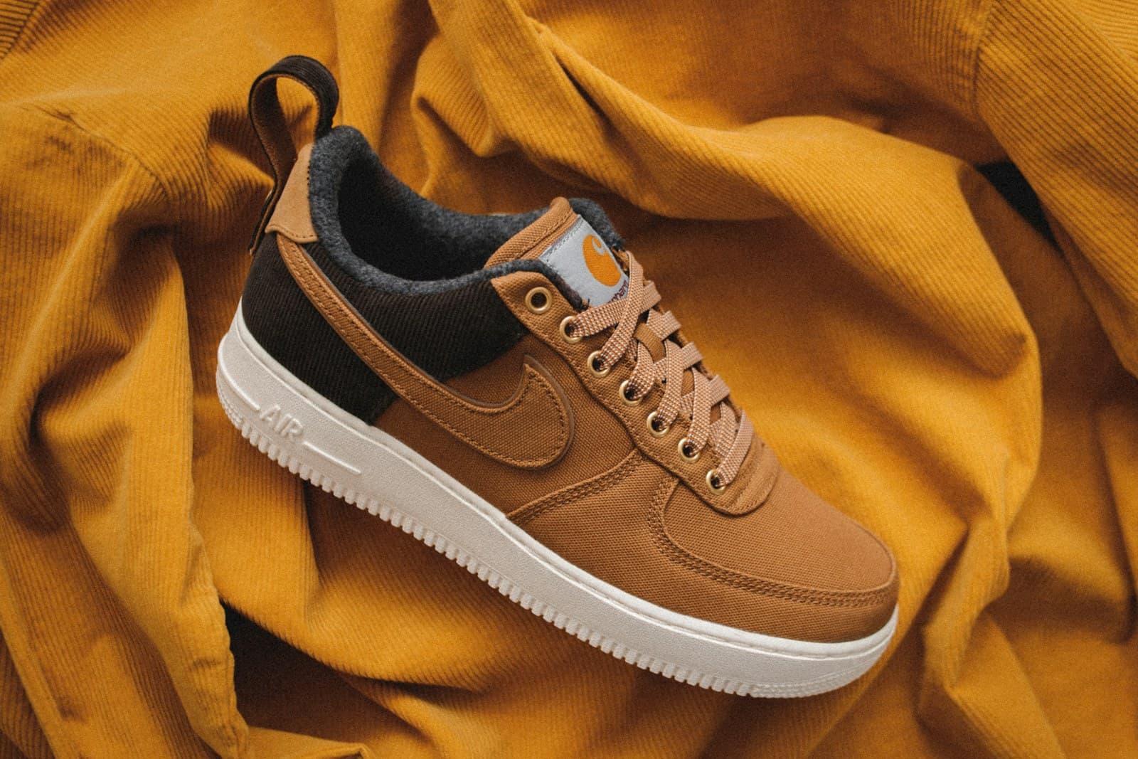Leather shoes wholesale